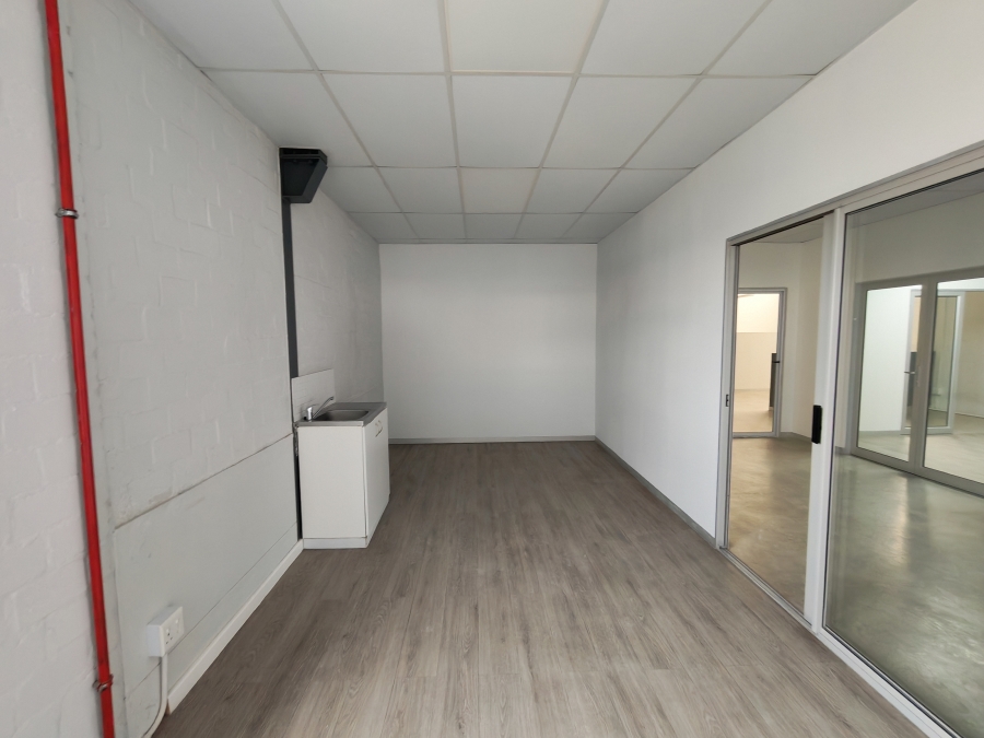 To Let Commercial Property for Rent in Firgrove Western Cape